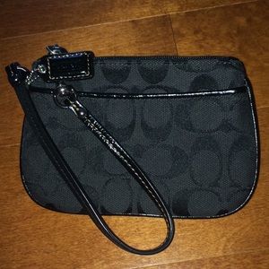 NWOT Coach Wristlet